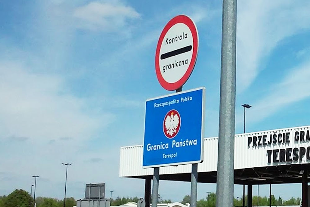 Польша закроет границу с Беларусью в конце недели Граница Польши с Беларусью